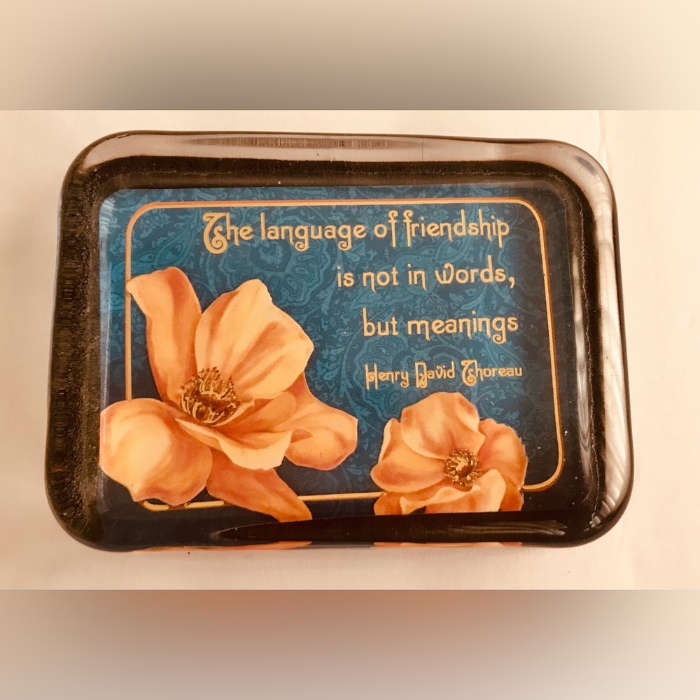New Punch Studio Glass Paperweight Gold Foil Lettering Henry David Thoreau Quote - Picture 10 of 16